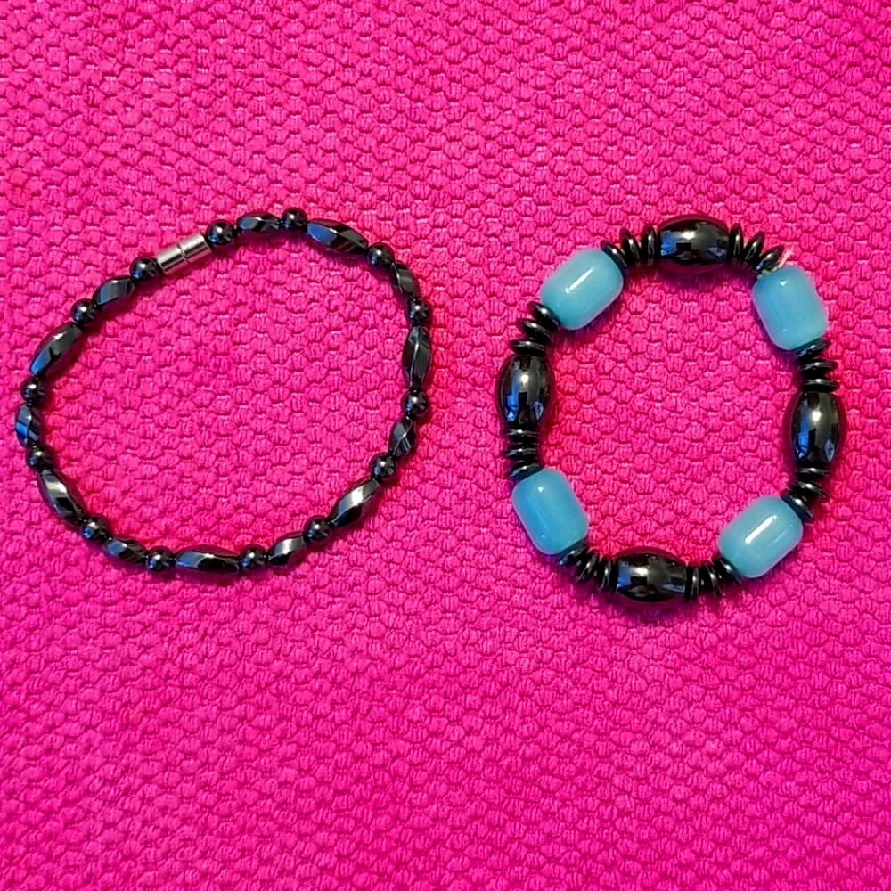 2 Magnetic Bracelets
